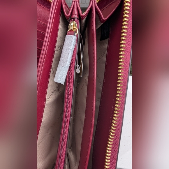 NWT Michael Kors Jet Set Travel Large Continental Leather Wallet Mulberry - Picture 8 of 9